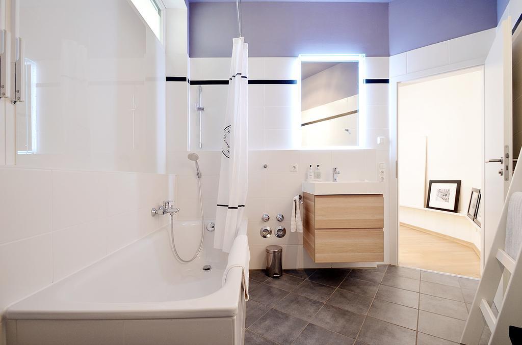 Como Design-Apartment Close To Isar River Area - Centrally Located Мюнхен Екстериор снимка